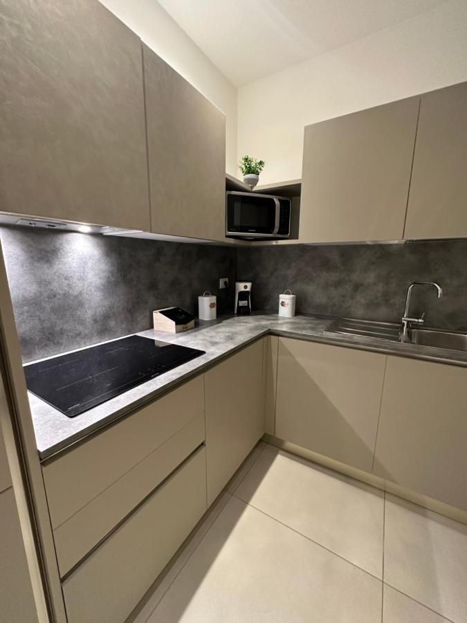 Apartments Ennio Top Class Бари Экстерьер фото