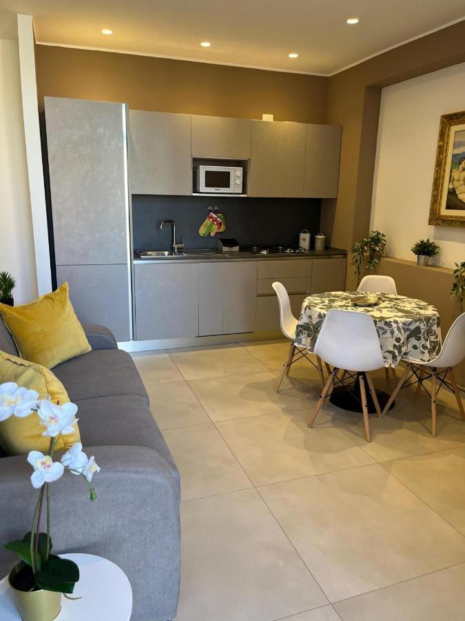 Apartments Ennio Top Class Бари Экстерьер фото