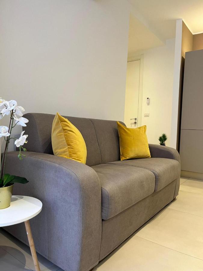 Apartments Ennio Top Class Бари Экстерьер фото