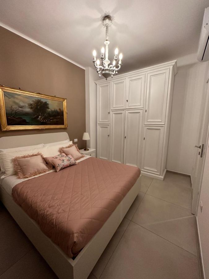 Apartments Ennio Top Class Бари Экстерьер фото