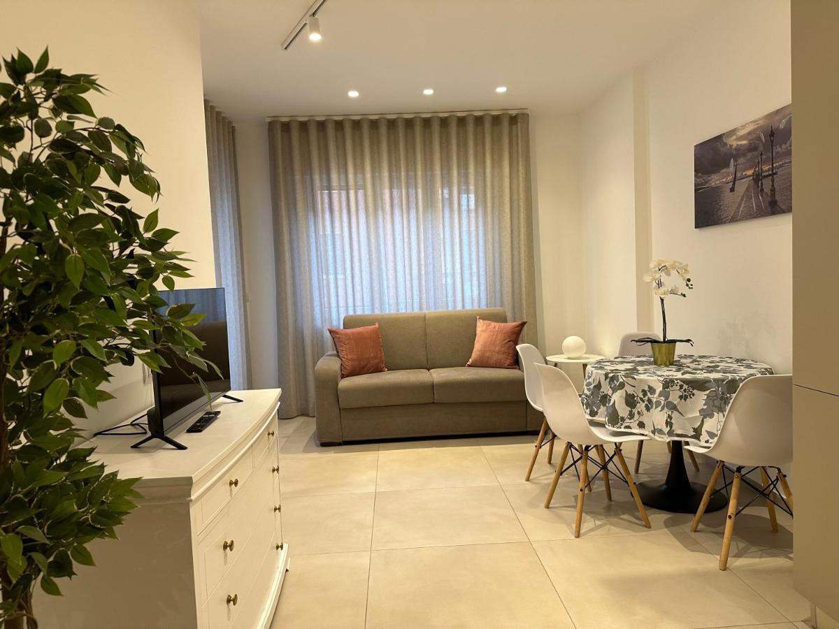 Apartments Ennio Top Class Бари Экстерьер фото